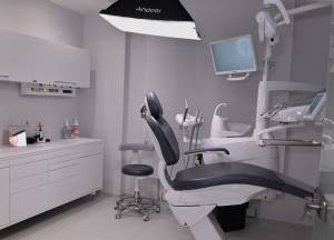 Studio Dentistico Dott. Antonio  Ostuni srl stp uni.le